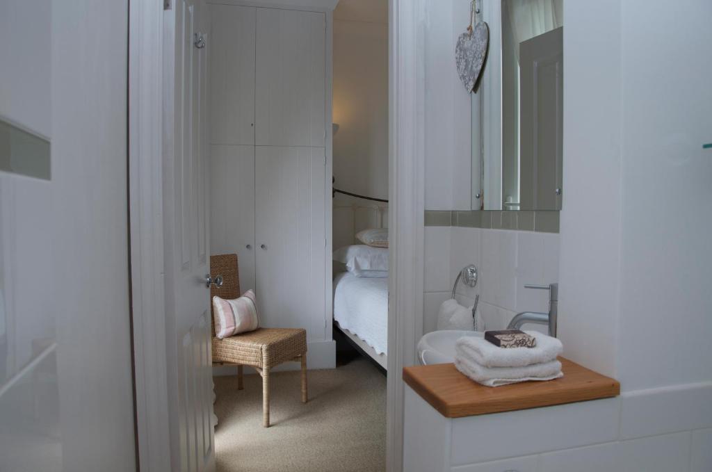Onefifty Bed and Breakfast Cowes  Kamer foto